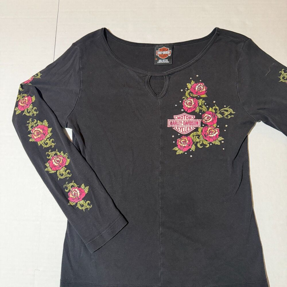 Harley Davidson, Black Long Sleeve Rose Print Keyhole Shirt, M